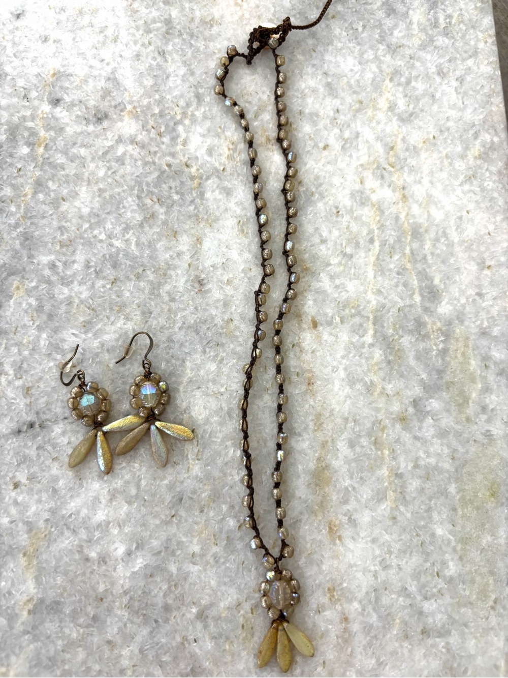 Twist Style Beaded Floral Necklace & Earrings